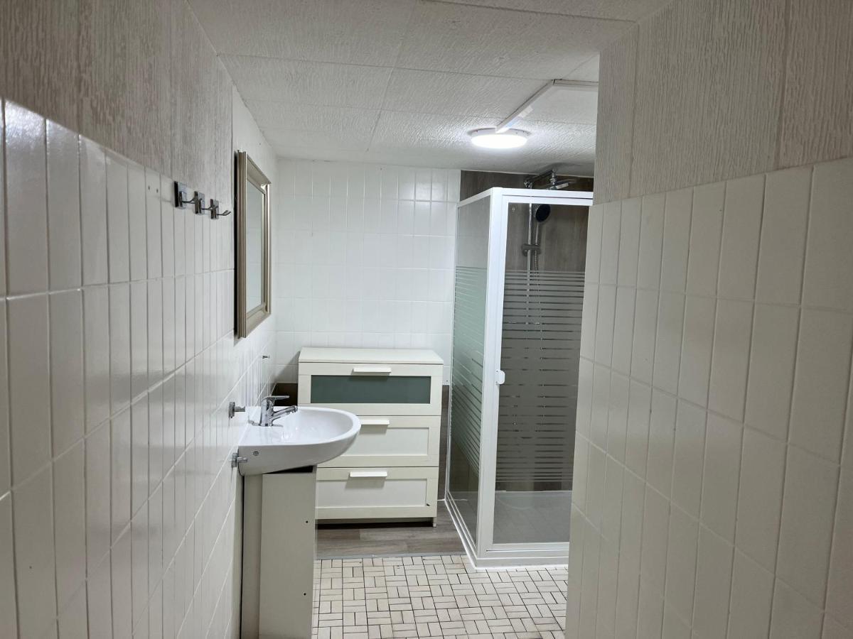 Zimmer 1 Bullendorf エクステリア 写真